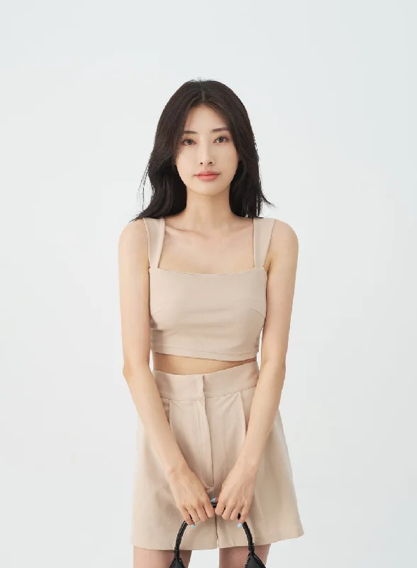 cropped-sleeveless-top-and-shorts-set-ij23