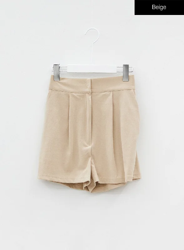 cropped-sleeveless-top-and-shorts-set-ij23