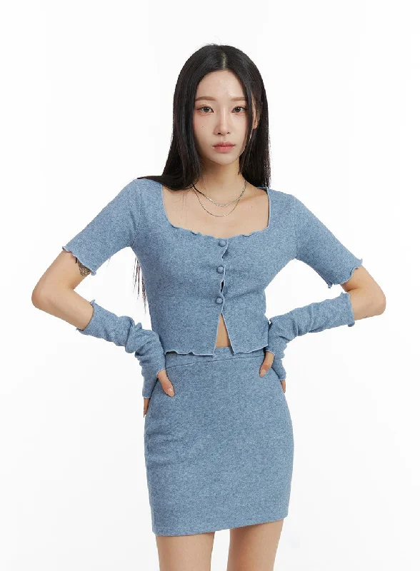 square-neck-crop-tee-with-hand-warmer-skirt-set-cj408