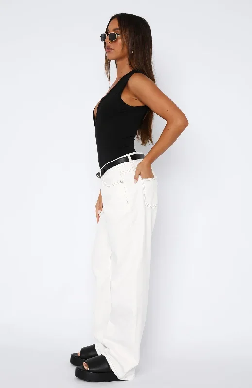 bring-the-style-low-rise-wide-leg-jeans-off-white