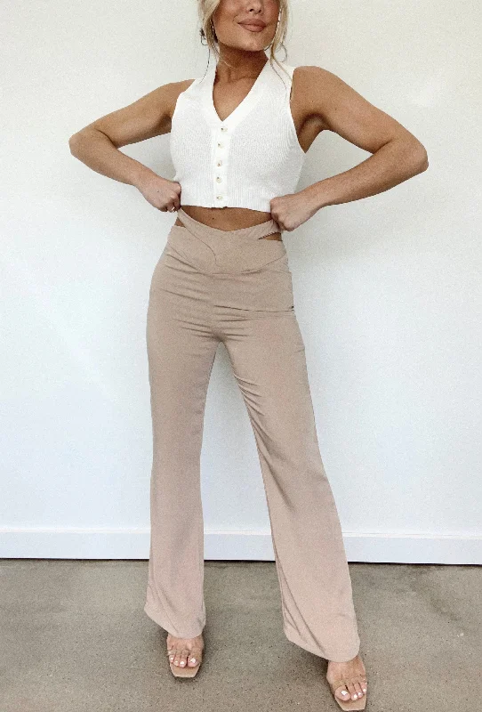 classic-contour-pants