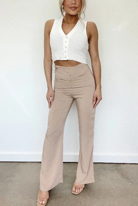 classic-contour-pants