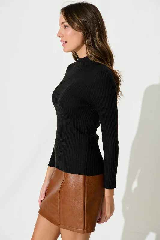 heather-knit-top-in-black