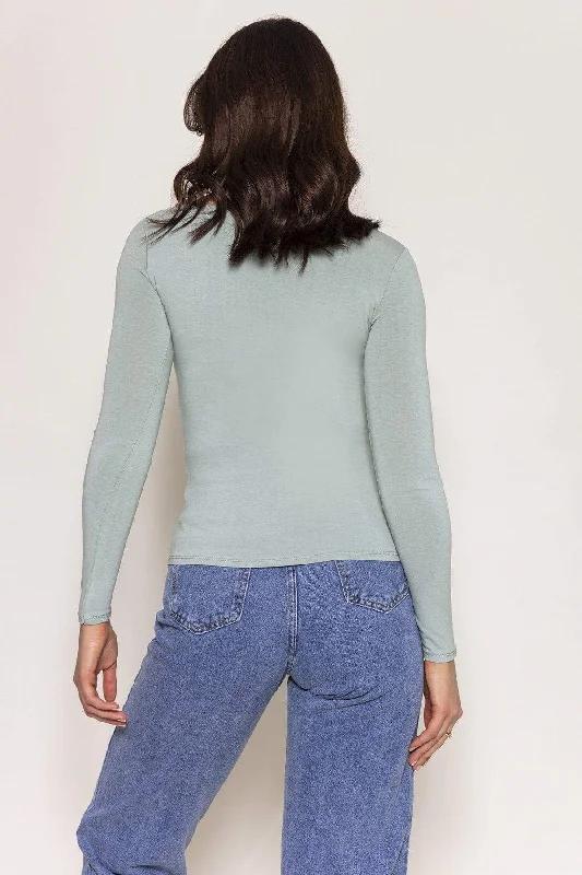 long-sleeve-top-in-mint