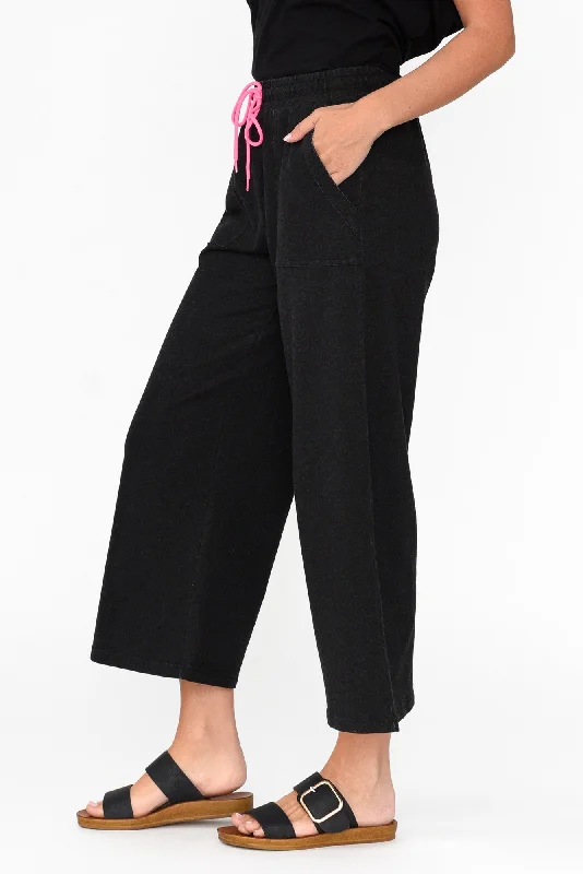 mariam-black-relaxed-track-pant