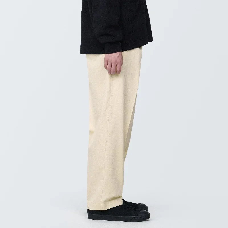 mens-stretch-chino-tuck-wide-pants-ae0xm24s