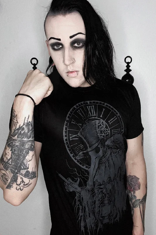 plague-doctor-t-shirt-grey-ashes