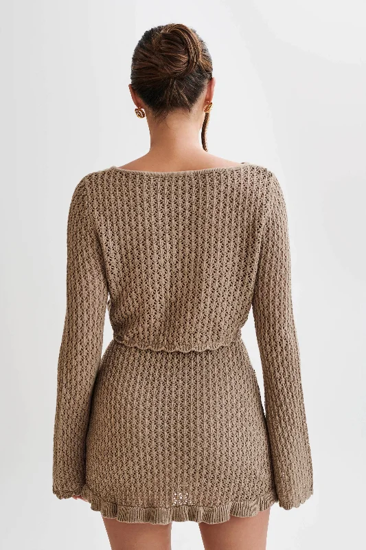 sian-knit-long-sleeve-crop-top-taupe