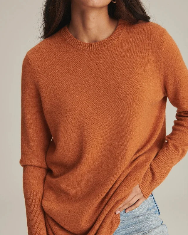 soft-by-naadam-100-cashmere-crew-neck-curved-hem-sweater