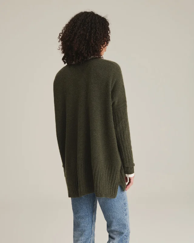 soft-by-naadam-100-cashmere-v-neck-boyfriend-pullover