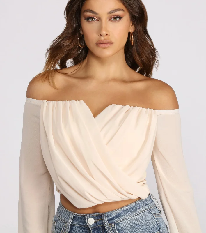 sophisticated-in-chiffon-strapless-top-060038601001