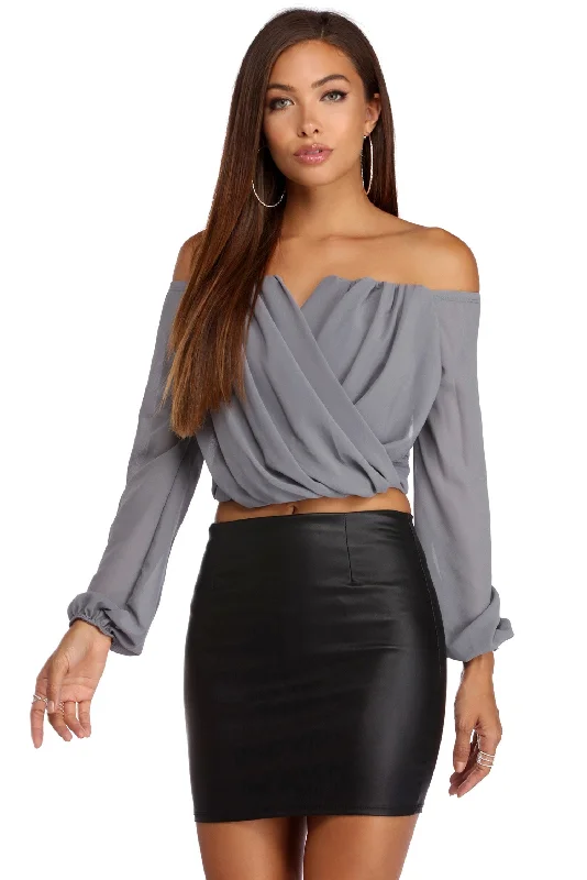 sophisticated-in-chiffon-strapless-top-060038601001