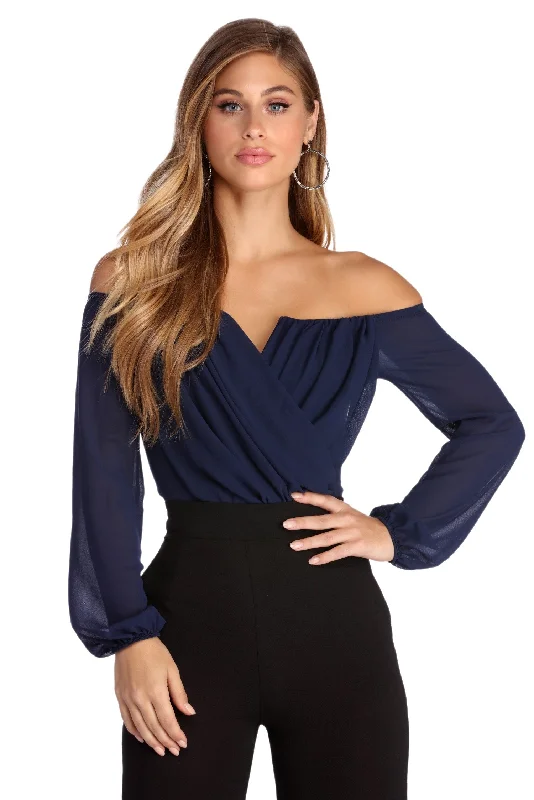 sophisticated-in-chiffon-strapless-top-060038601001