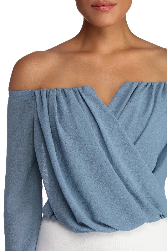 sophisticated-in-chiffon-strapless-top-060038601001