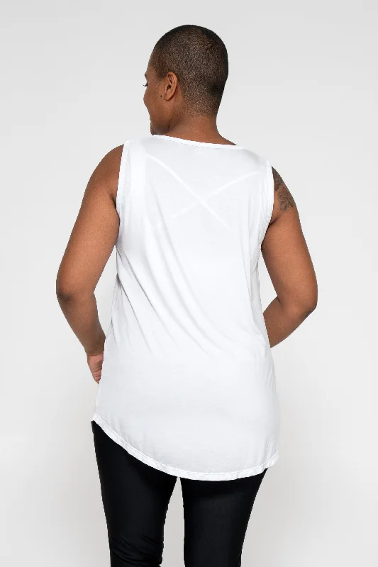 white-slinky-to-touch-net-v-front-sleeveless-boyfriend-tee-r2w